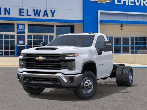 2025 Chevrolet Silverado 3500 WT