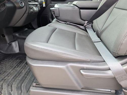 Summit White 2026 Chevrolet Silverado 3500 WT