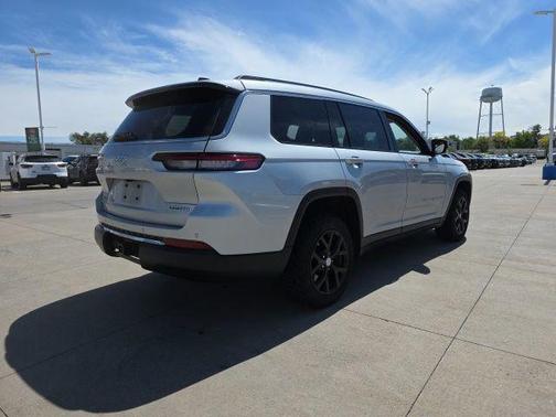 Silver Zynith 2023 Jeep Grand Cherokee L Limited