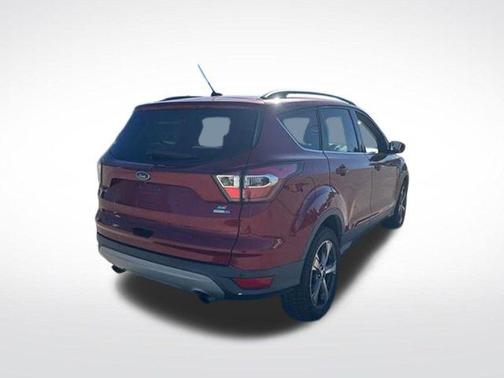 Ruby Red Metallic 2017 Ford Escape SE