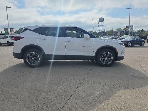 Summit White 2023 Chevrolet Blazer 2LT