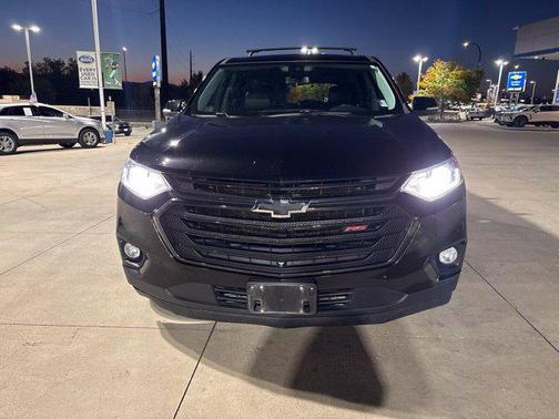 Mosaic Black Metallic 2021 Chevrolet Traverse RS