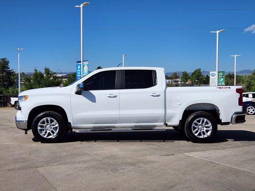 Summit White 2025 Chevrolet Silverado 1500 LT