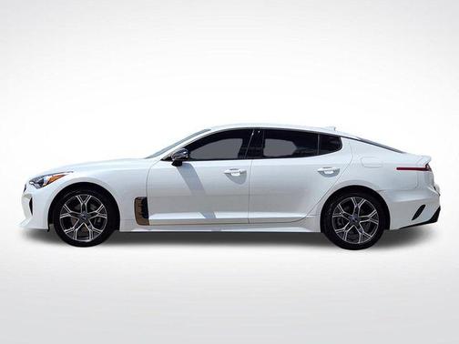 Snow White Pearl 2020 Kia Stinger GT-Line