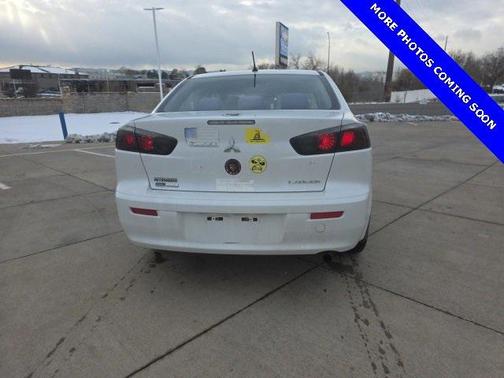 2016 Mitsubishi Lancer ES