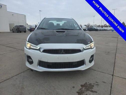 2016 Mitsubishi Lancer ES