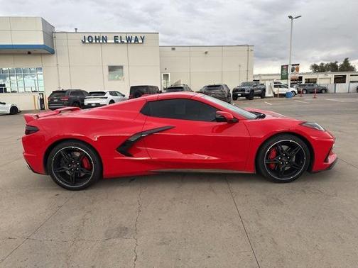 2021 Chevrolet Corvette Stingray w/2LT