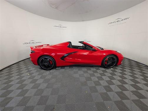 2021 Chevrolet Corvette Stingray w/2LT