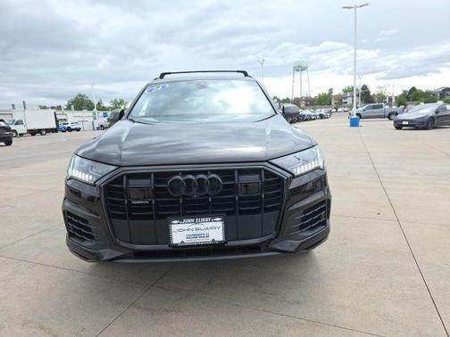 Tamarind Brown Metallic 2024 Audi Q7 55 Premium Plus