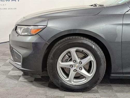 Nightfall Gray Metallic 2017 Chevrolet Malibu 1LS