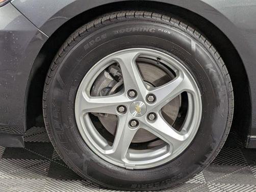 Nightfall Gray Metallic 2017 Chevrolet Malibu 1LS