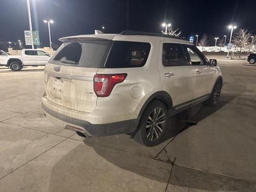 2017 Ford Explorer Platinum