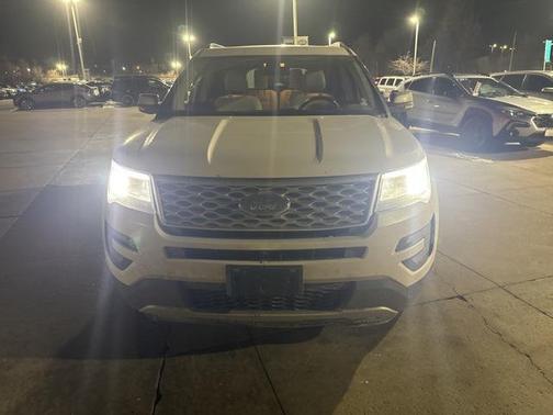 2017 Ford Explorer Platinum