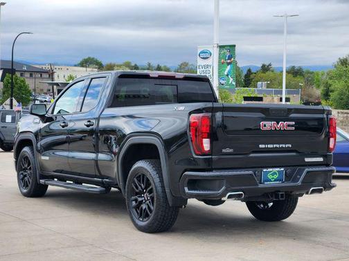 Ebony Twilight Metallic 2022 GMC Sierra 1500 Elevation