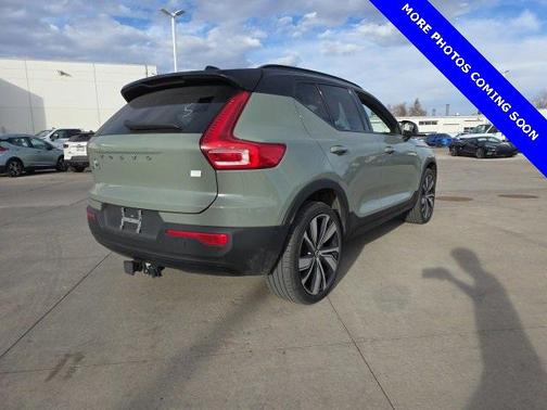 2022 Volvo XC40 Recharge Pure Electric P8 Twin Ultimate