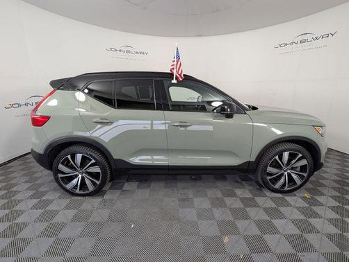 2022 Volvo XC40 Recharge Pure Electric P8 Twin Ultimate