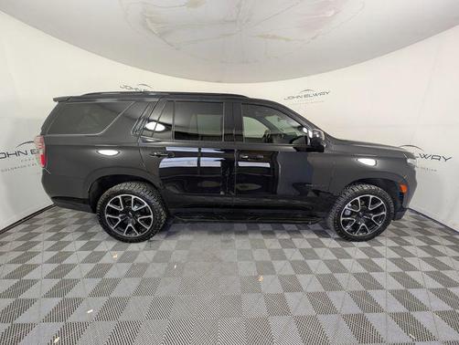 2022 Chevrolet Tahoe 4WD RST