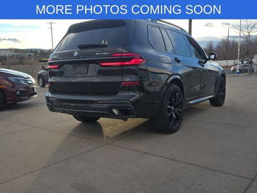 2025 BMW X7 xDrive40i