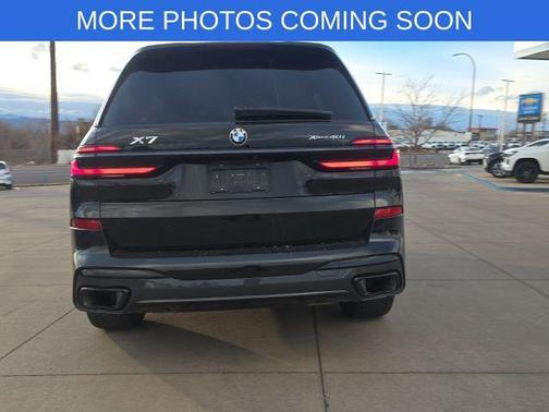 2025 BMW X7 xDrive40i