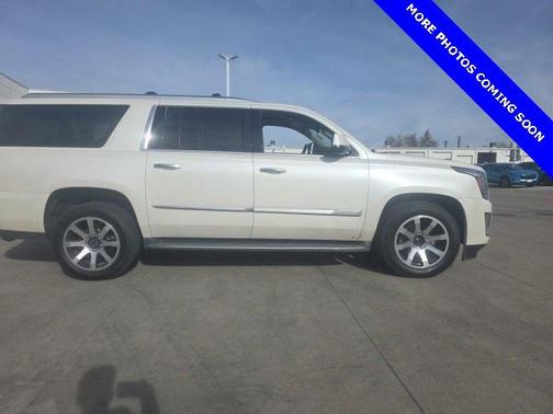 2015 Cadillac Escalade ESV Luxury