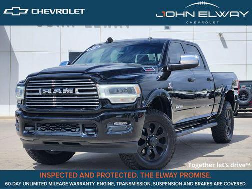 Diamond Black Crystal Pearlcoat 2022 RAM 2500 Laramie Crew Cab 4x4 6'4' Box