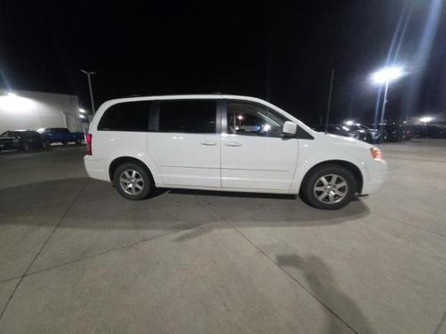 2008 Chrysler Town & Country Touring