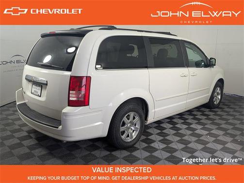 2008 Chrysler Town & Country Touring