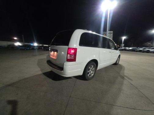 2008 Chrysler Town & Country Touring