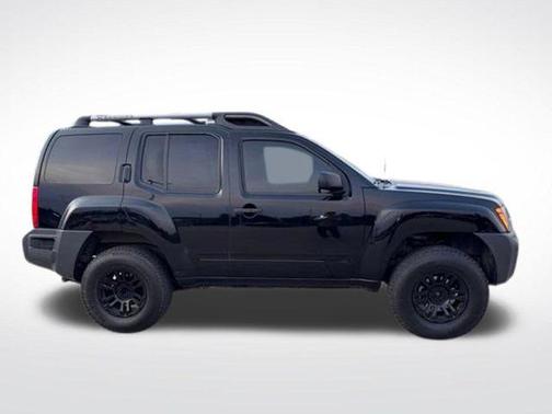 Super Black 2014 Nissan Xterra S