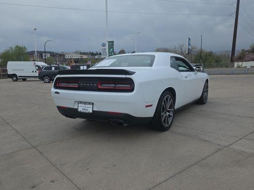 White Knuckle Clearcoat 2023 Dodge Challenger R/T