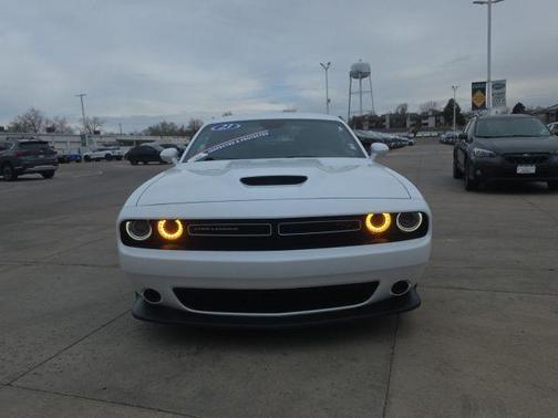 White Knuckle Clearcoat 2023 Dodge Challenger R/T