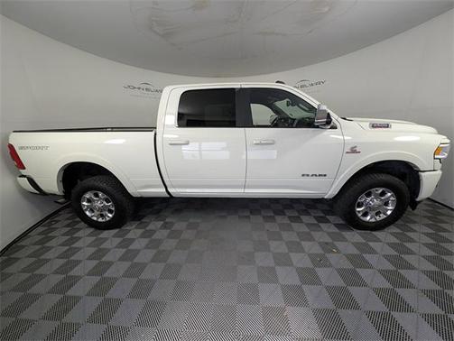 2022 RAM 2500 Laramie Crew Cab 4x4 6'4' Box