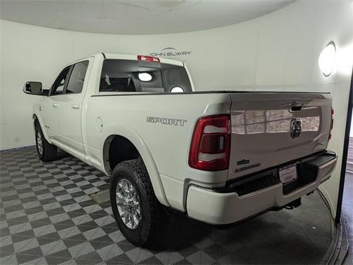 2022 RAM 2500 Laramie Crew Cab 4x4 6'4' Box