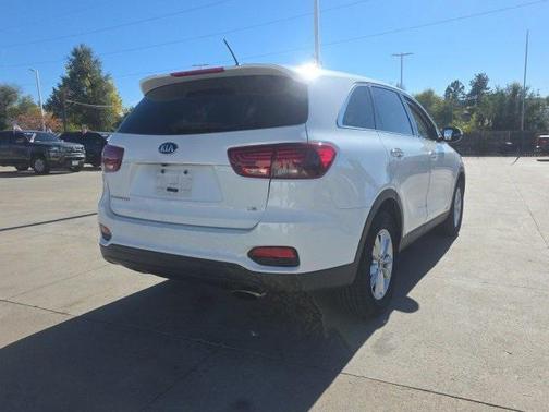 2020 Kia Sorento LX