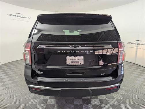 2021 Chevrolet Suburban LT