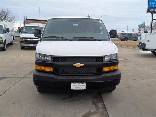 2026 Chevrolet Express 3500 3500 Regular Wheelbase, WT, RWD