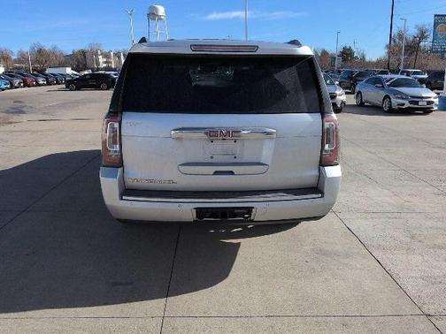 2016 GMC Yukon XL Denali