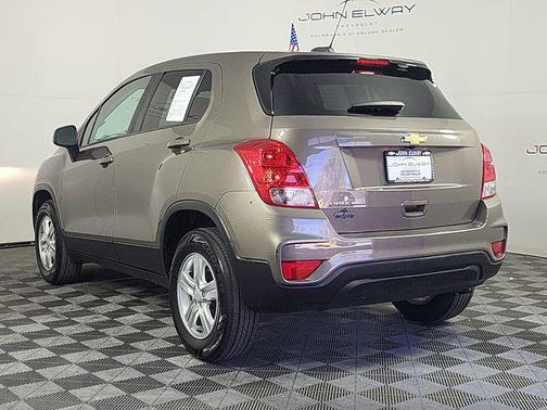 Stone Gray Metallic 2021 Chevrolet Trax LS