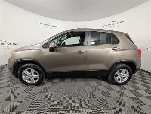 Stone Gray Metallic 2021 Chevrolet Trax LS