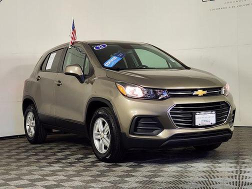 Stone Gray Metallic 2021 Chevrolet Trax LS