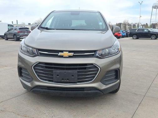 Stone Gray Metallic 2021 Chevrolet Trax LS