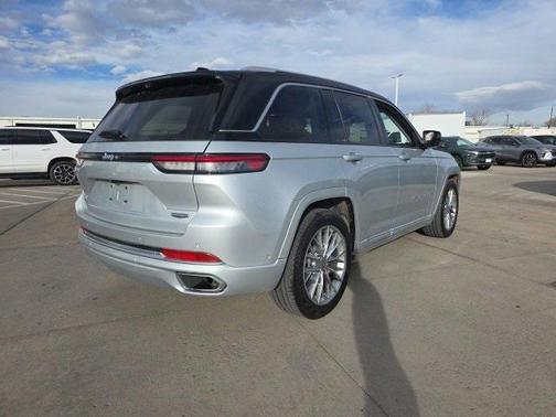 2022 Jeep Grand Cherokee 4xe Summit