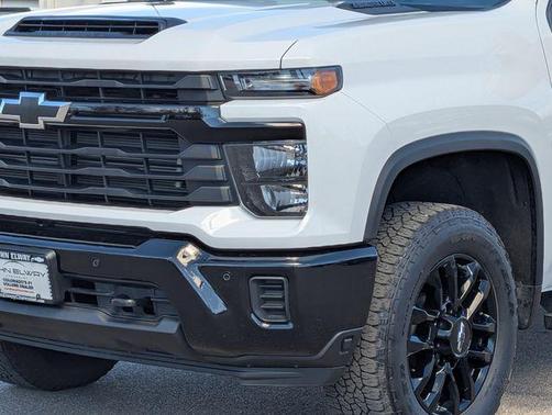 2025 Chevrolet Silverado 2500 Custom
