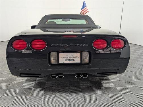 2001 Chevrolet Corvette Base