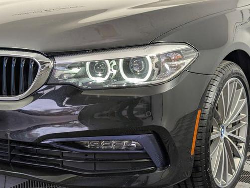 2018 BMW 530e iPerformance