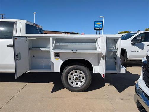 2025 Chevrolet Silverado 3500 WT