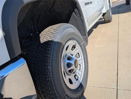 2025 Chevrolet Silverado 3500 WT