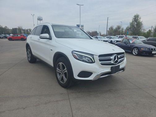 Polar White 2019 Mercedes-Benz GLC 350e 4MATIC