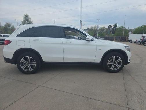 Polar White 2019 Mercedes-Benz GLC 350e 4MATIC