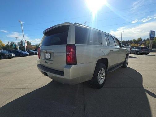 2015 Chevrolet Suburban 1500 LT